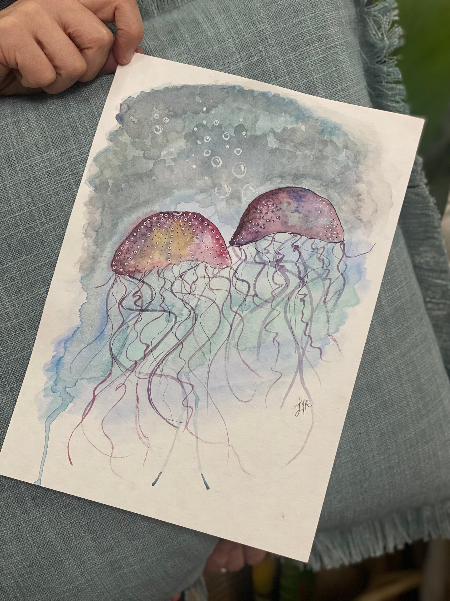 Jiggle like a Jellyfish